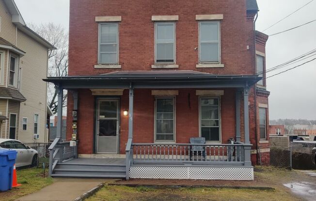 GJ 85 Lincoln LLC