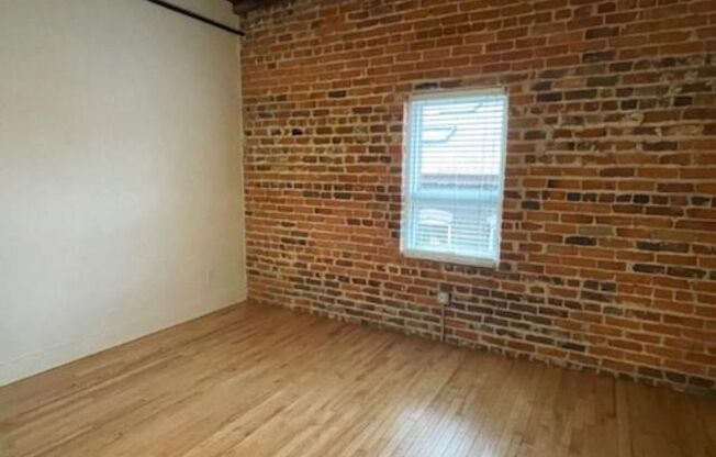 1 bed, 1 bath, 465 sqft, $1,275, Unit Apt 229