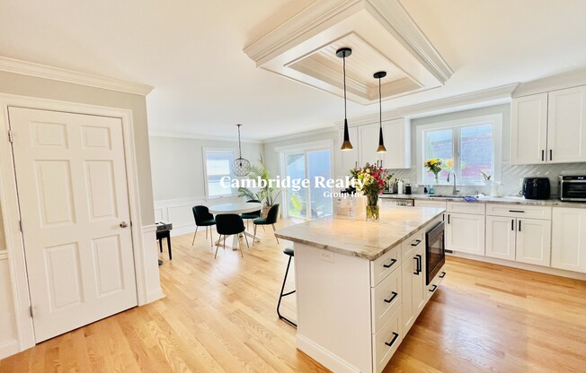 54 ALBEMARLE RD