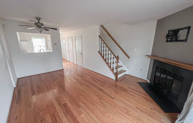 Updated 2 Bed 1.5 Bath Townhouse Close to Mosaic District