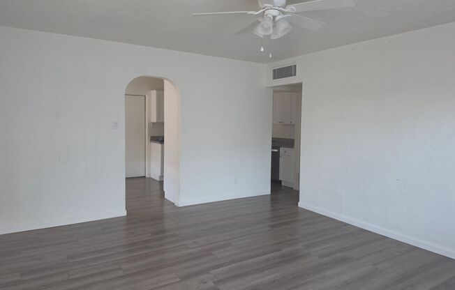 4BD/2BA Home Near ASU with Detached Guest Suite