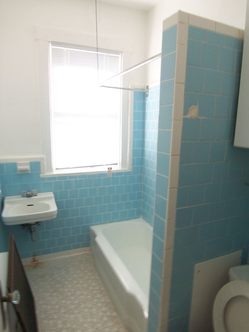 Centrally Located 1BR/1BA in Dupont Circle with Cozy Patio