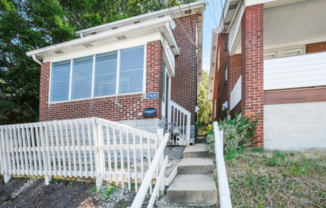 1939 FAIRLAND ST