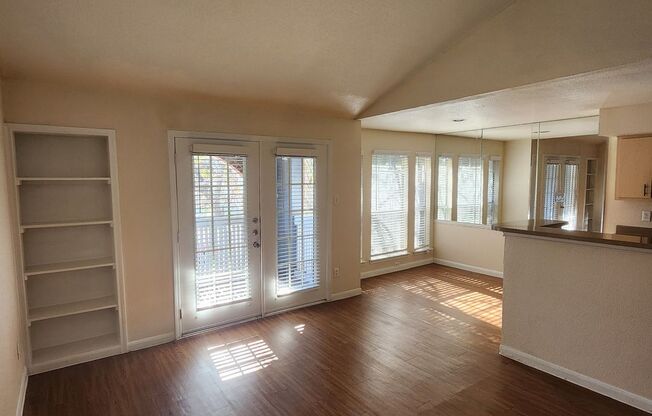 1 bed, 1 bath, 660 sqft, $1,325, Unit 612-u