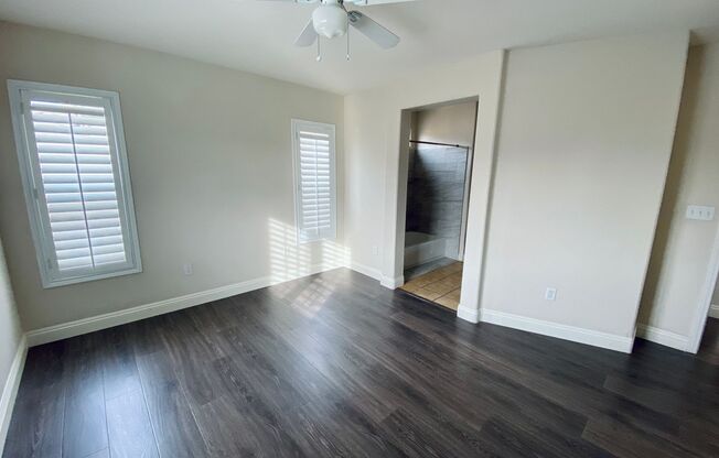 3 beds, 3 baths, $2,050