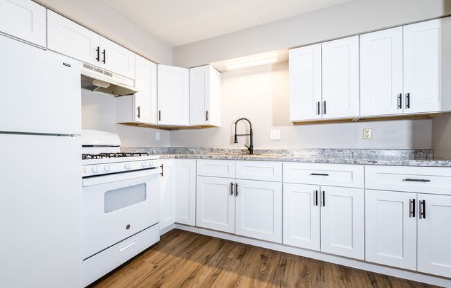 46th Street Apartments