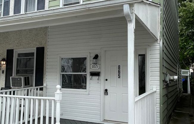 Beautiful 3 Bedroom, 1 Bath in Pottstown