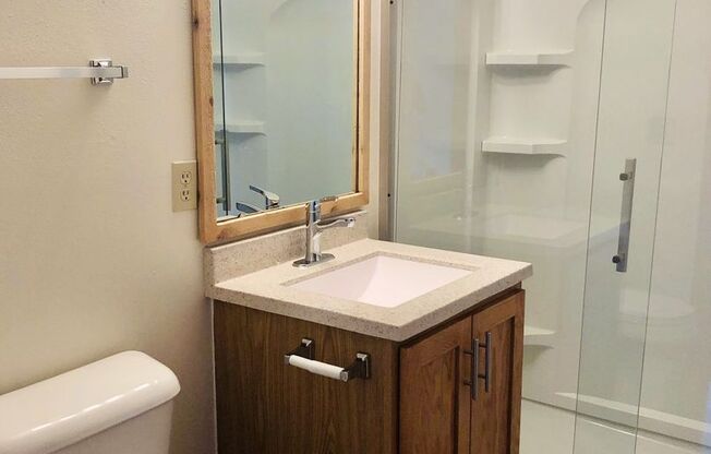 2 beds, 2 baths, 1,025 sqft, $1,885, Unit 203