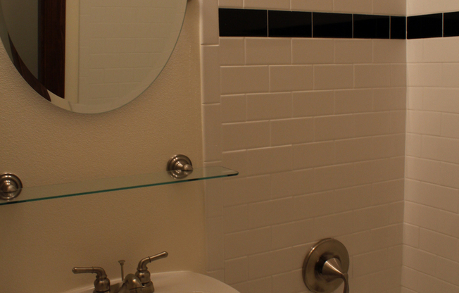 Alchemy Apartments - Located at the top of Phinney Ridge