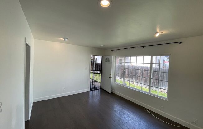 2 beds, 1 bath, $2,650