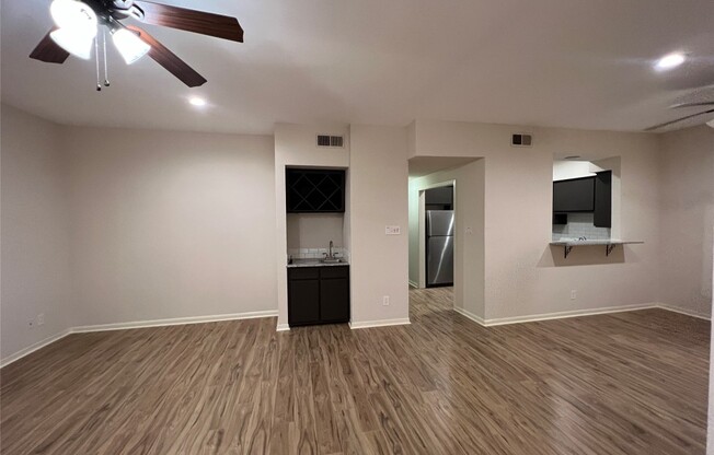 3200 Duval St #104