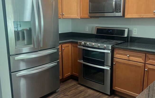 1 BD/1BA + Den Condo in Silver Spring