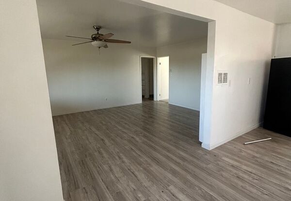1832 SKYLINE DR