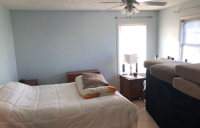 2 beds, 2.5 baths, $1,650