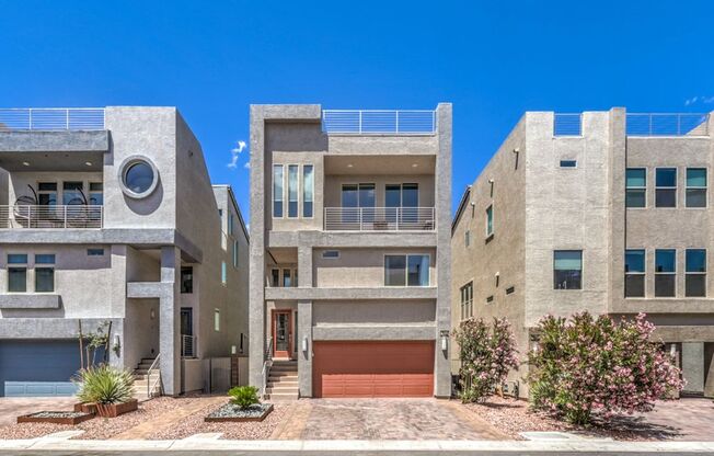 Modern Luxury | Fully Furnished | Rooftop Deck + Heated Pool