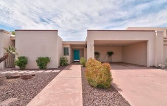 Nice Scottsdale Townhouse 2 bed 2 bath!