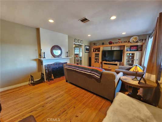 3 beds, 2 baths, 1,152 sqft, $3,500