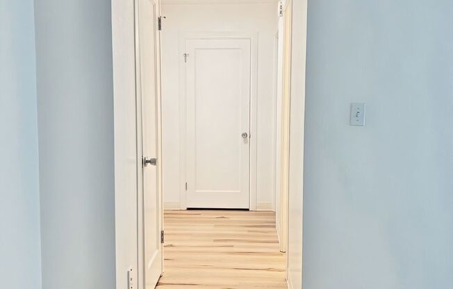 1 bed, 1 bath, 533 sqft, $1,375, Unit 403