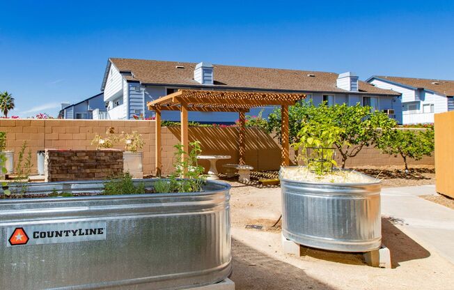 2 beds, 2 baths, 890 sqft, $2,595, Unit 630-21