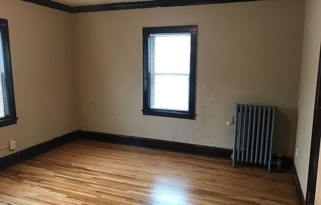 Studio, 1 bath, 445 sqft, $954, Unit 208