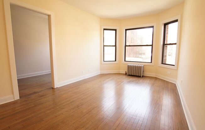 1 bed, 1 bath, 601 sqft, $1,950, Unit 2645-3W