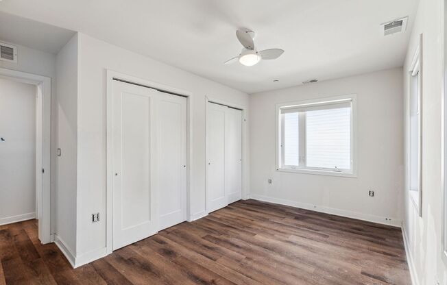 2 beds, 2 baths, 915 sqft, $2,300, Unit 416