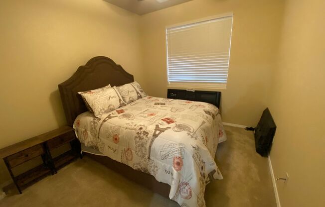 3 beds, 2 baths, 1,874 sqft, $2,200, Unit 209 Landing Trail NE