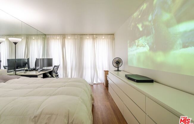 2 beds, 2 baths, 1,172 sqft, $4,550, Unit 1105