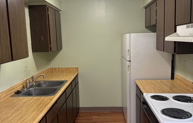 1 bed, 1 bath, 644 sqft, $950, Unit 218