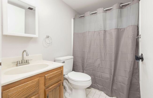 2 beds, 2 baths, 900 sqft, $1,050, Unit 308