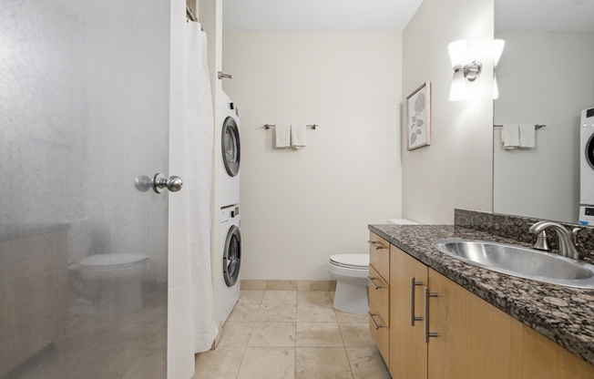 1 bed, 1 bath, 917 sqft, $4,500, Unit 414