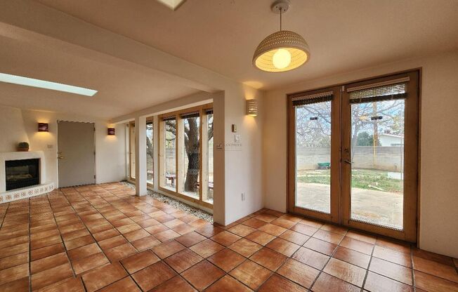 1114 Camino Consuelo