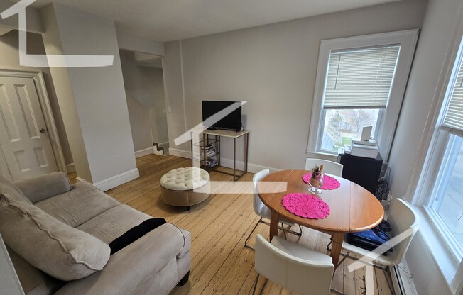 4 B PEARL ST