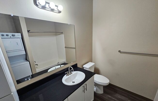 1 bed, 1 bath, 707 sqft, $1,550, Unit 404