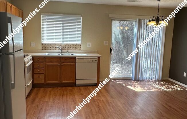 3 beds, 2.5 baths, $1,950