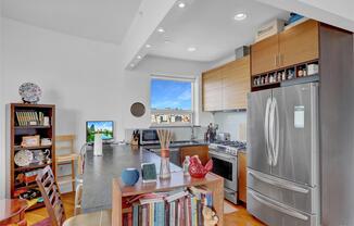 2 beds, 2 baths, 1,185 sqft, $5,000, Unit 10E