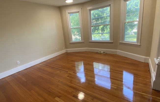 17 CENTRAL ST