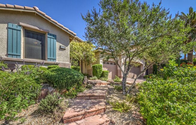 3 beds, 3 baths, $6,995