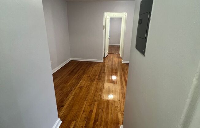 1 bed, 1 bath, 800 sqft, $1,525, Unit 415 12-G