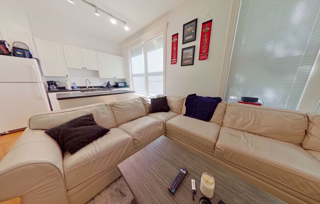 859 Oakdale/2915-19 Mildred