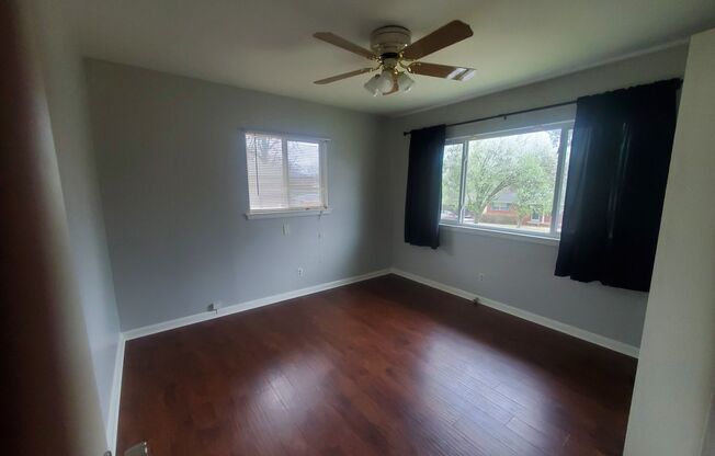 2 beds, 1 bath, $850