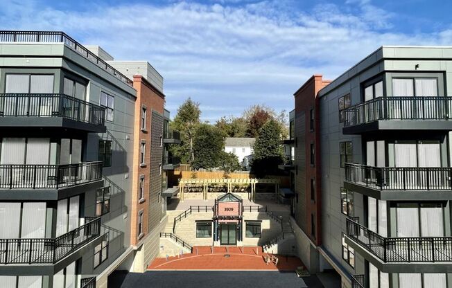 1 bed, 1 bath, 670 sqft, $2,500, Unit 409