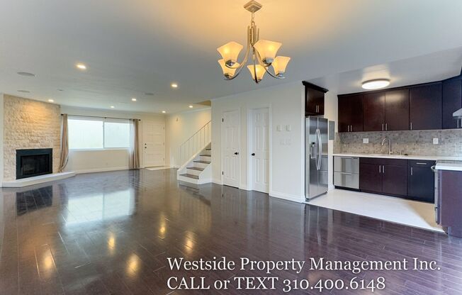 Controlled Access Complex | Townhouse 3BD/2.5BA