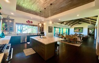4 beds, 3.5 baths, $15,500