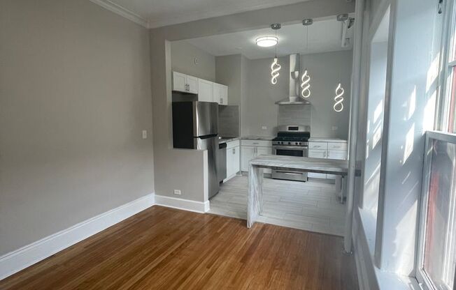 1 bed, 1 bath, 350 sqft, $1,299, Unit 321