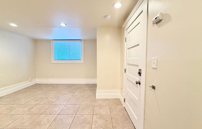 R0180 - Pettygrove Apartments