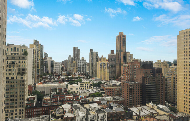 1 bed, 1 bath, 650 sqft, $5,000, Unit 24G