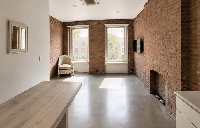 152 W 132 ST