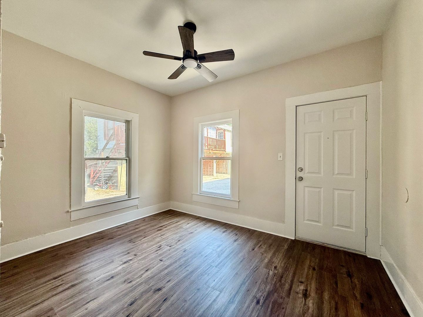 Property For Rent at 222 Lowell St, San Antonio TX 78210