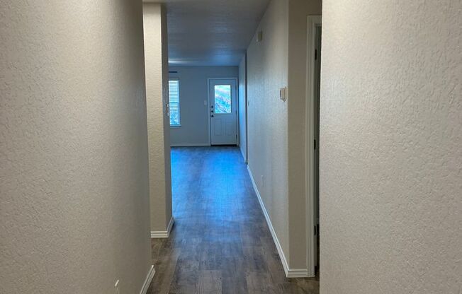 *Pre-leasing* Four Bedroom | Two Bathroom Home in Scotts Hollow